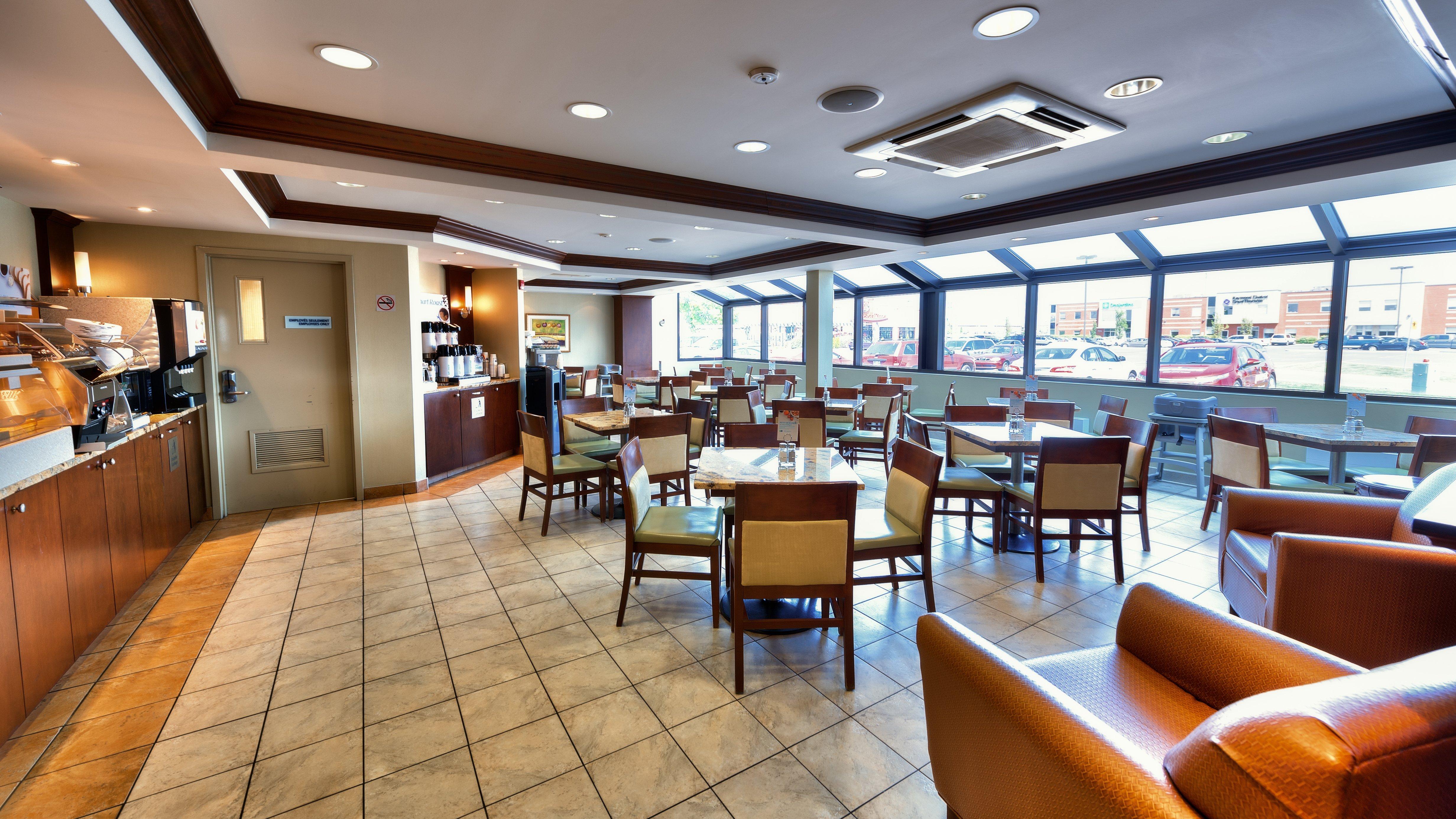 Quality Inn Saint-Jean-Sur-Richelieu Exterior photo